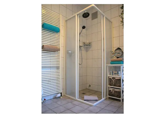 „achtkanthus Achtern Diek“ بيت للعطل